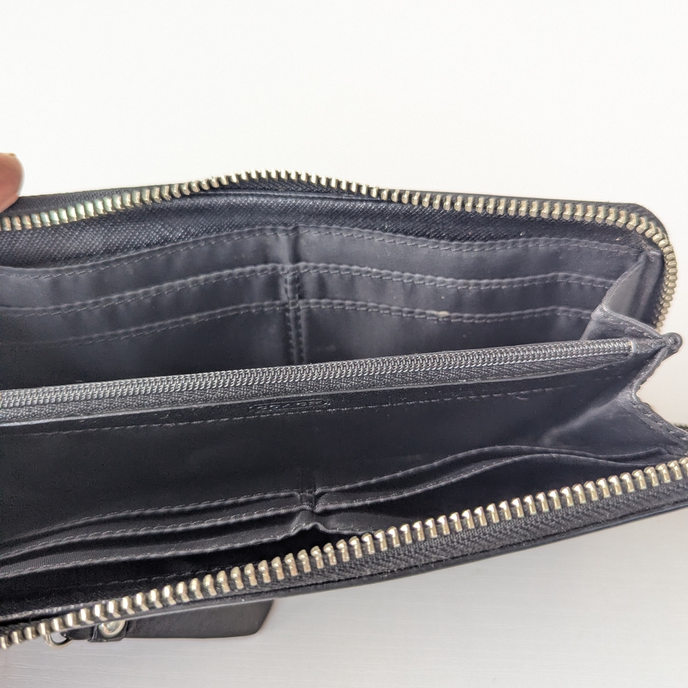 Coach Black Leather Wallet - Picture 6 of 9